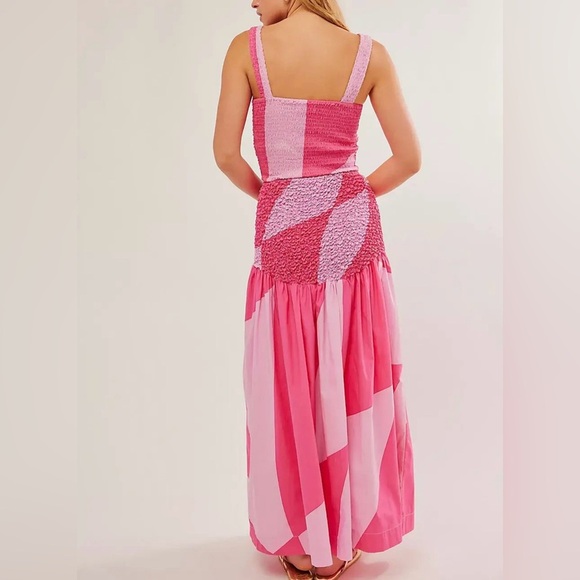 NEW S/W/F Mottled Skirt Set Sz L Pink Smocked Sold at Free People - Picture 2 of 11